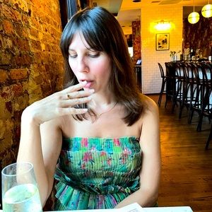 Meet your Posher, Lydia